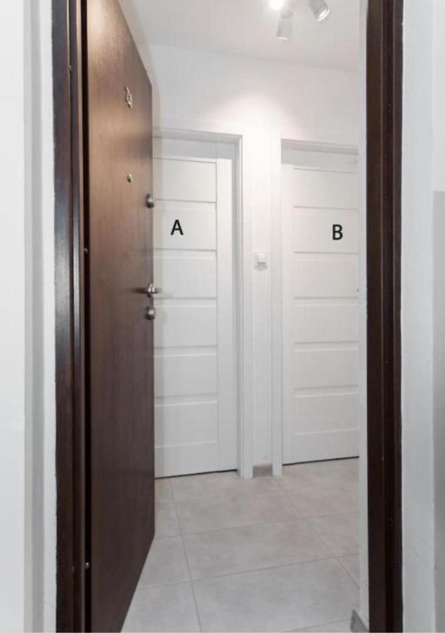 Superapart Belwederska Room B Ministudio Varšava Exteriér fotografie